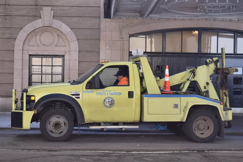 Chicago Tow Truck